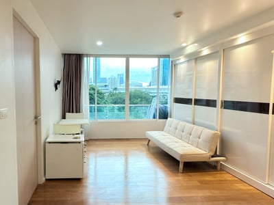 Property image 1 of 18