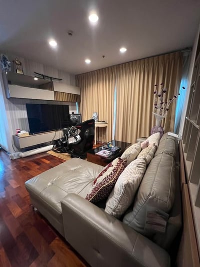 Property image 1 of 18