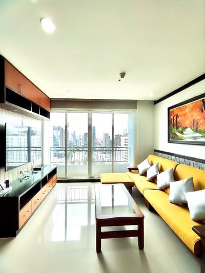 Property image 1 of 11