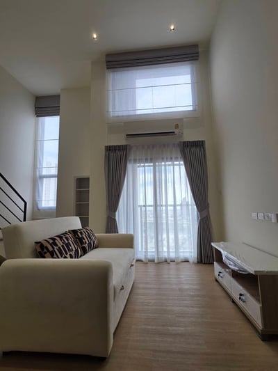 Property image 1 of 5