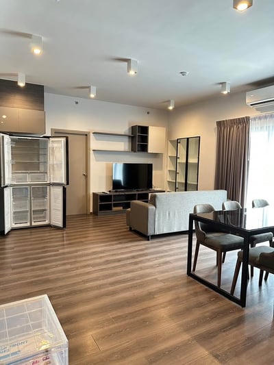 Property image 1 of 12