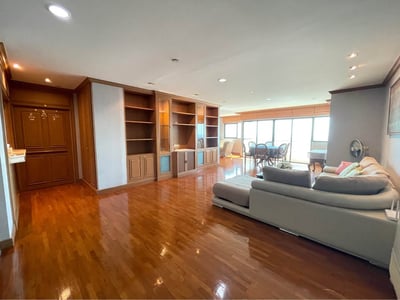 Property image 1 of 20