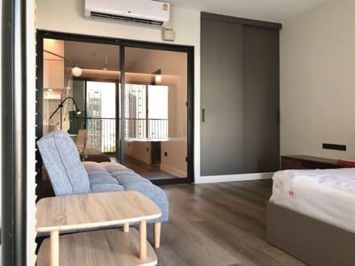 Property image 1 of 11