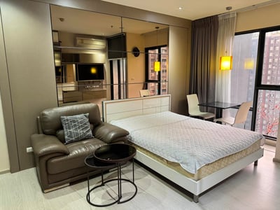 Property image 1 of 7