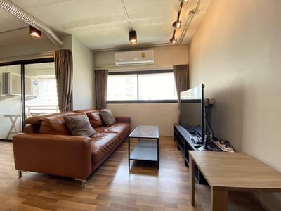Property image 1 of 9