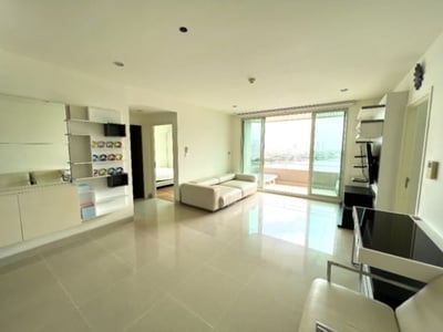 Property image 1 of 5