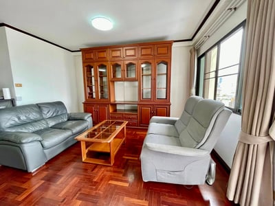 Property image 1 of 6
