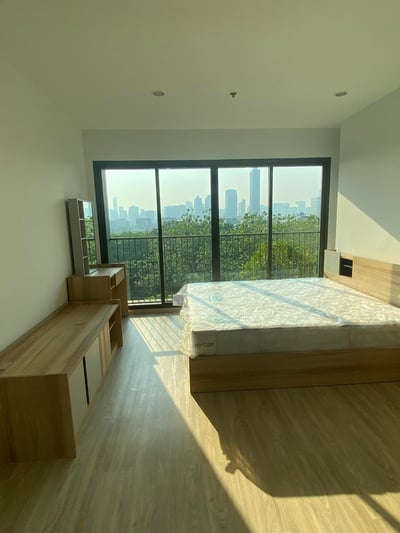 Property image 1 of 2