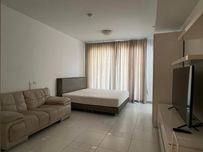 Property image 1 of 8