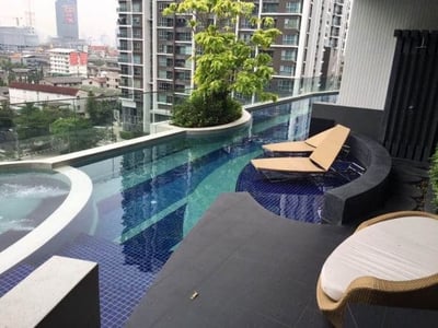 Property image 1 of 7
