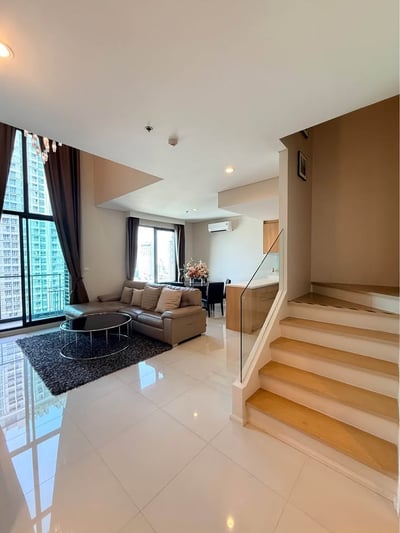 Property image 1 of 19