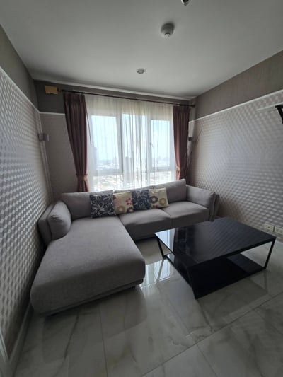 Property image 1 of 11