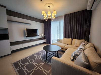 Property image 1 of 9