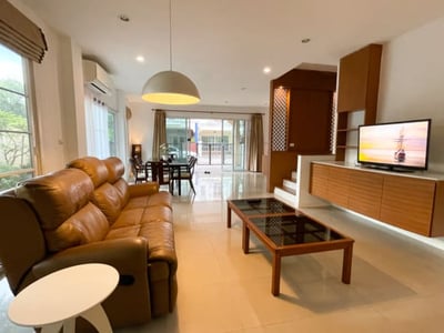 Property image 1 of 5