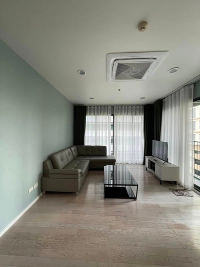 Property image 1 of 8
