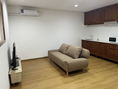 Property image 1 of 5