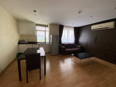 Property image 1 of 5