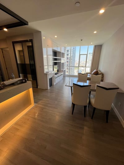Property image 1 of 8