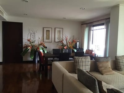 Property image 1 of 4