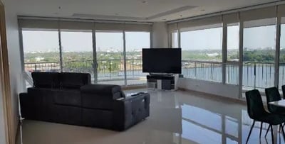Property image 1 of 6