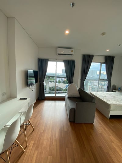 Property image 1 of 6