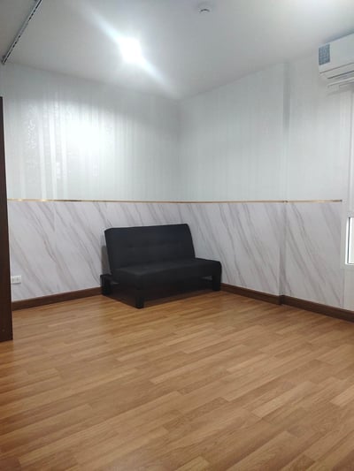 Property image 1 of 8