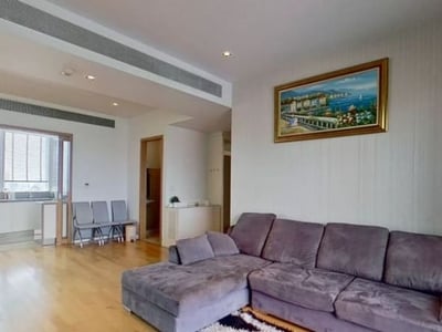 Property image 1 of 5