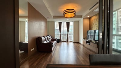 Property image 1 of 18