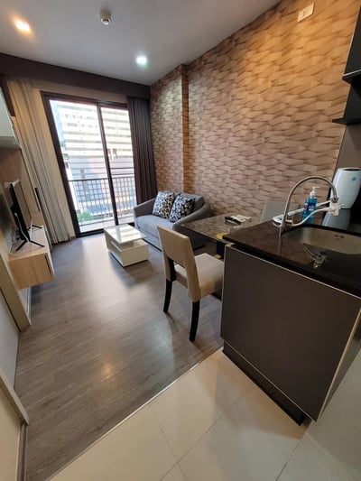 Property image 1 of 8
