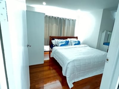 Property image 1 of 5